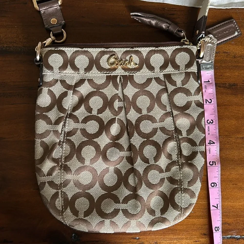 Coach crossbody bag impeccable